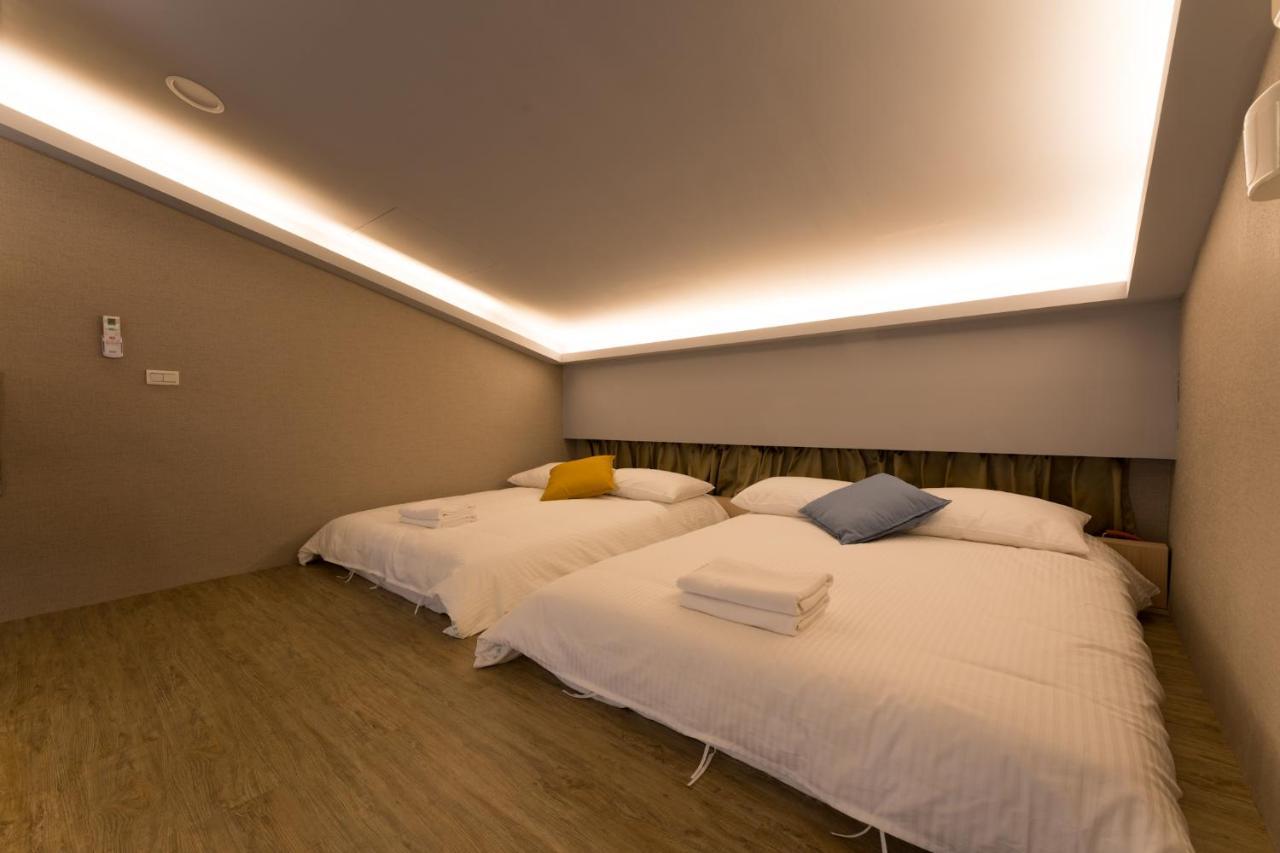 Reise Guesthouse 喜遊旅宿 ゲストハウス 旅マニア Tainan Eksteriør bilde